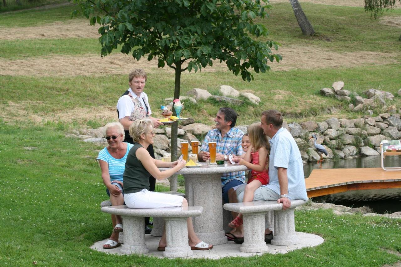Landhotel Weingarten Haibach  Экстерьер фото